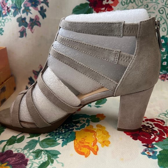 Bella Vita Heeled Strappy Sandals 8 1/2 NWOT - Picture 5 of 10